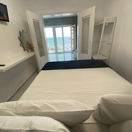 Candi Central Apartments Néosz Marmarász Kültér fotó